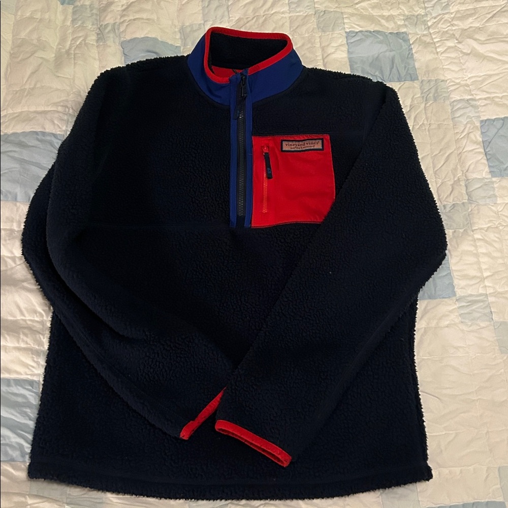 Boys Navy Vineyard Vines Sherpa half zip. Size L (16)